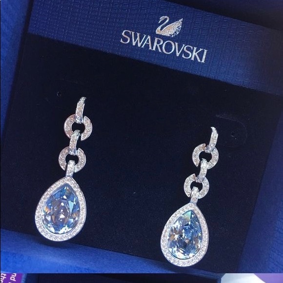 Swarovski Pierced Earrings Adore Teardrop Crystal Silver - Picture 1 of 10